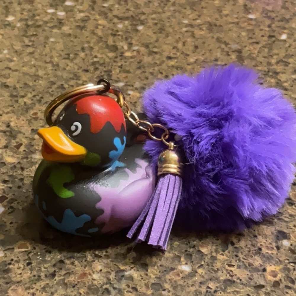 ARTISTIC ANDY RUBBER DUCKIE - Picture 3 of 3